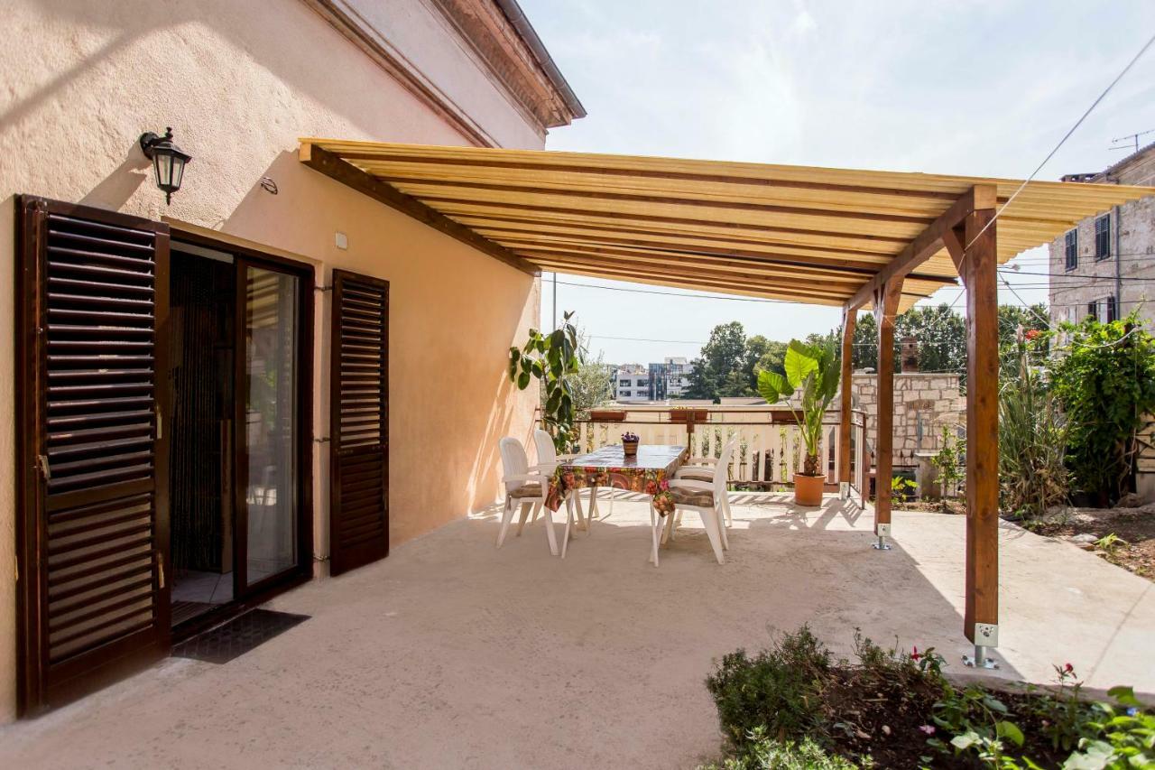 Emanuel Apartman Пула Екстериор снимка